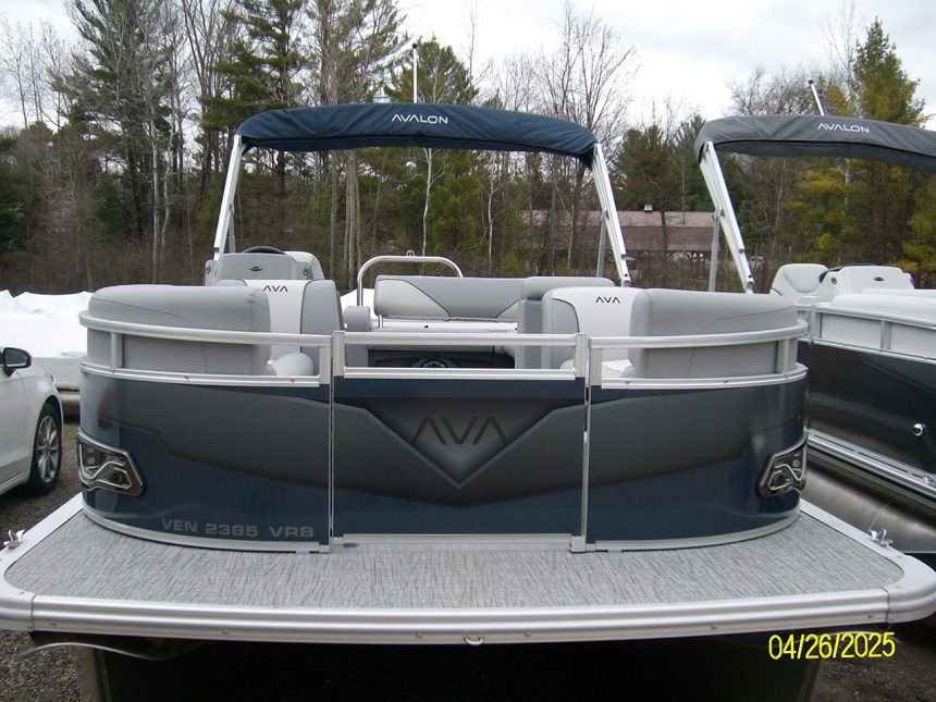 2025 23' Vent 85 115hp Yamaha