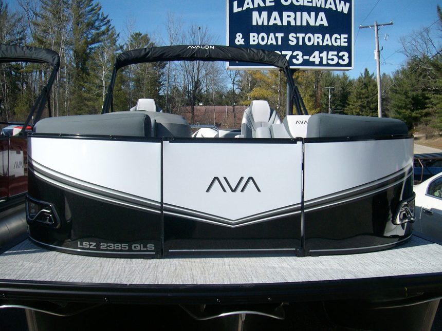 2026 23' LSZ QL Tri Toon 250hp Honda Charcoal