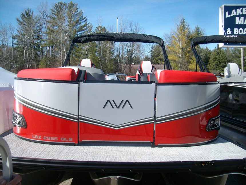 2026 23' LSZ Tri Toon 250hp Honda
