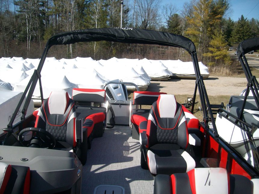 2026 23' LSZ Tri Toon 250hp Honda