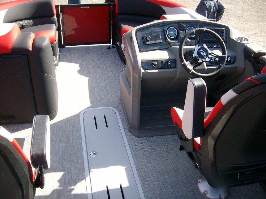 2026 23' LSZ Tri Toon 250hp Honda